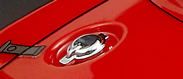 Alfa Romeo 2000 GTAm - Fuel Filler Cap